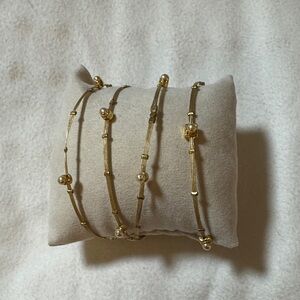SEASONAL WHISPERS Elegant Gold Bracelet Set